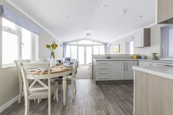 Omar Southwold Holiday Home Kitchen & Dining Area